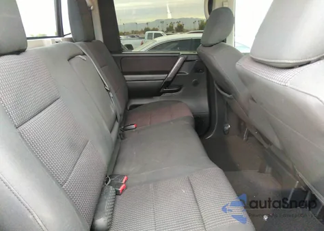 2012 Nissan Titan z USA, uszkodzony, nr VIN 1N6AA0EK2CN327533